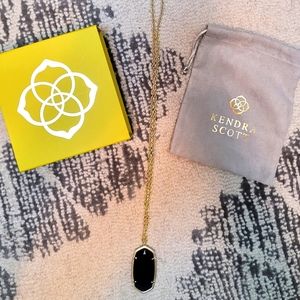 Kendra Scott Pendant necklace
